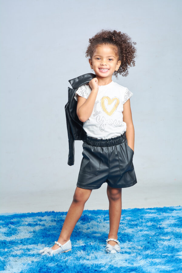 Kaesyn Gibbs - Image 4