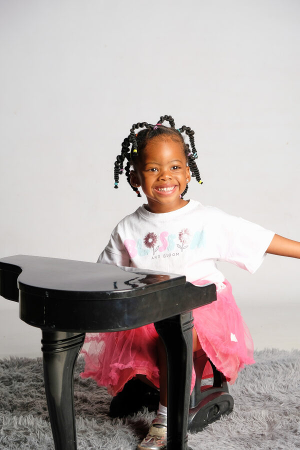 Tshimologo Ntshegang - Image 3