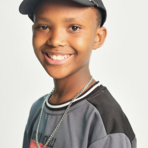 Lwazi  Nqambi